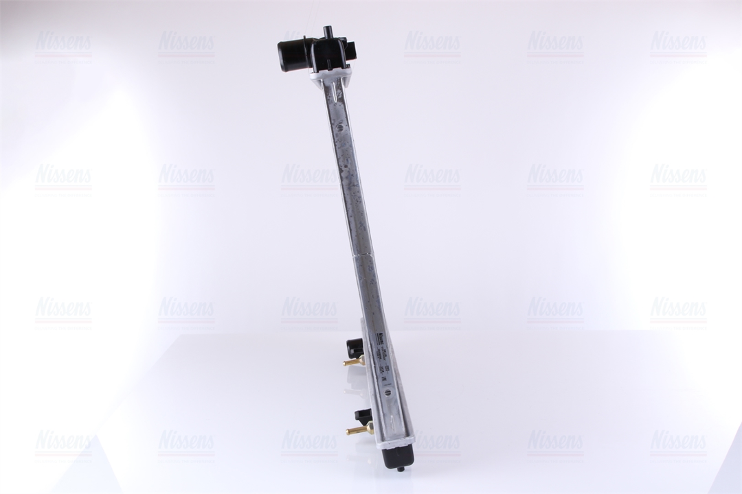 Engine cooling radiator Nissens 68118
