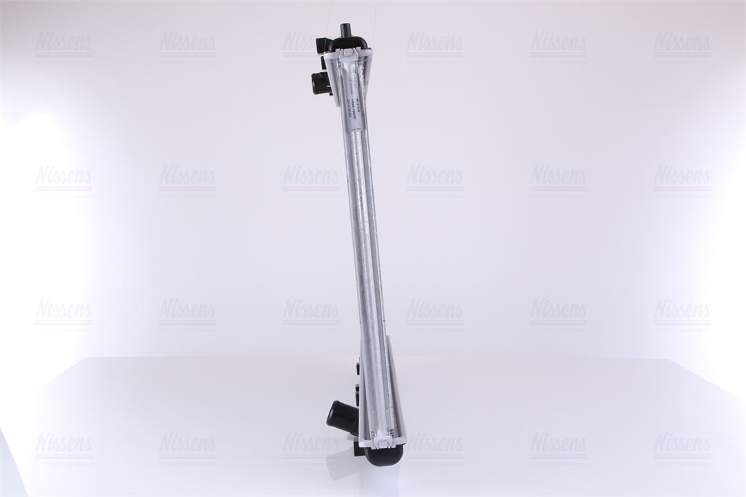 Engine cooling radiator Nissens 68131
