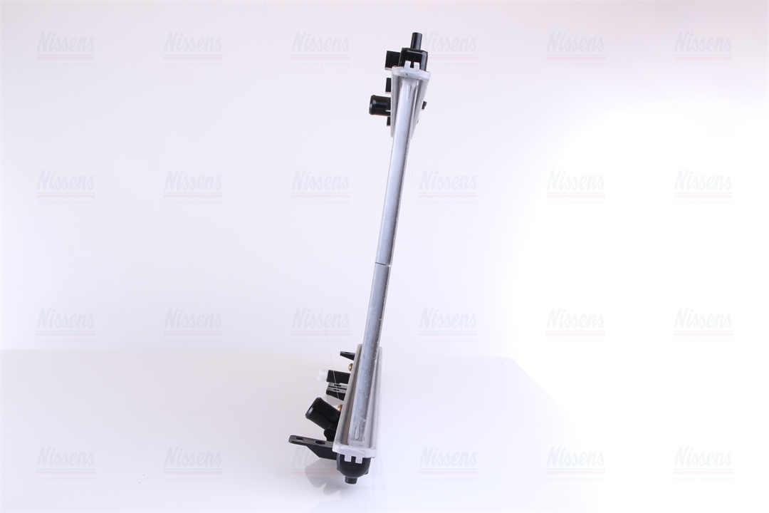 Engine cooling radiator Nissens 681374