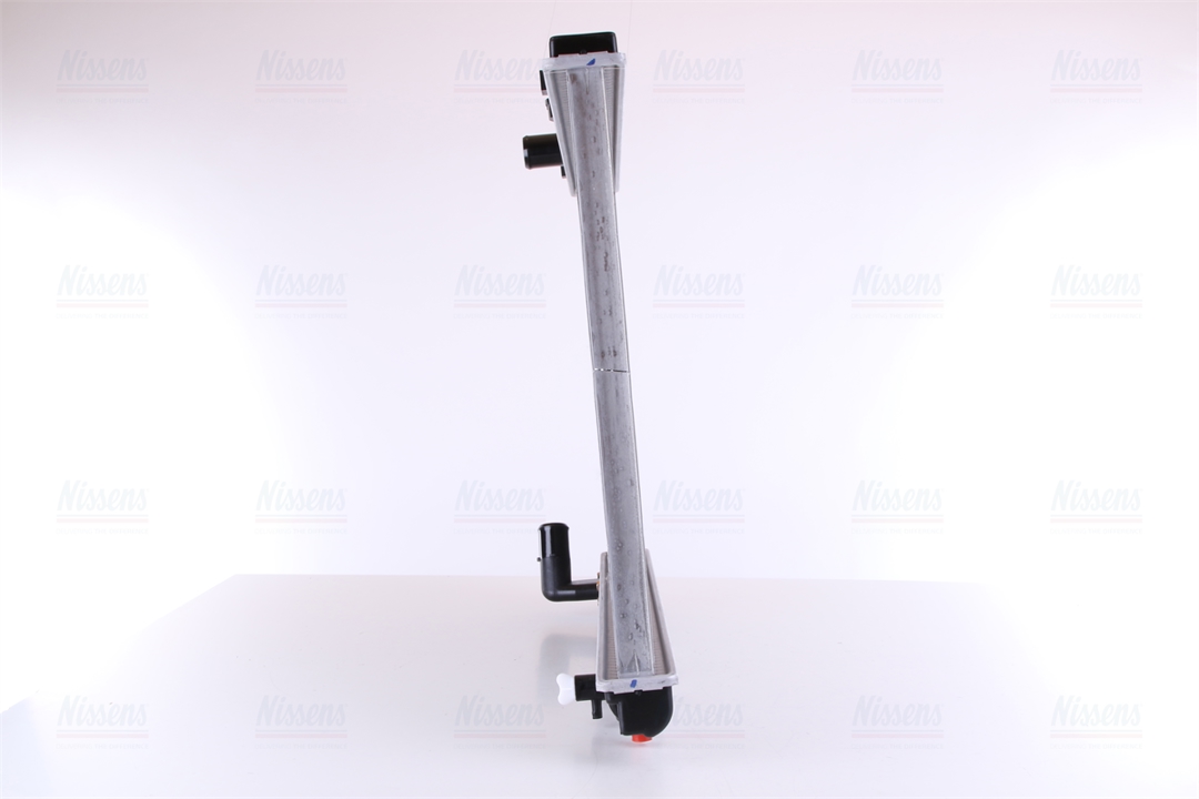Engine cooling radiator Nissens 68154