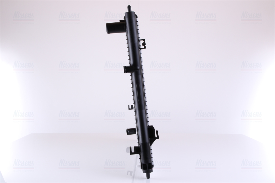 Engine cooling radiator Nissens 68184