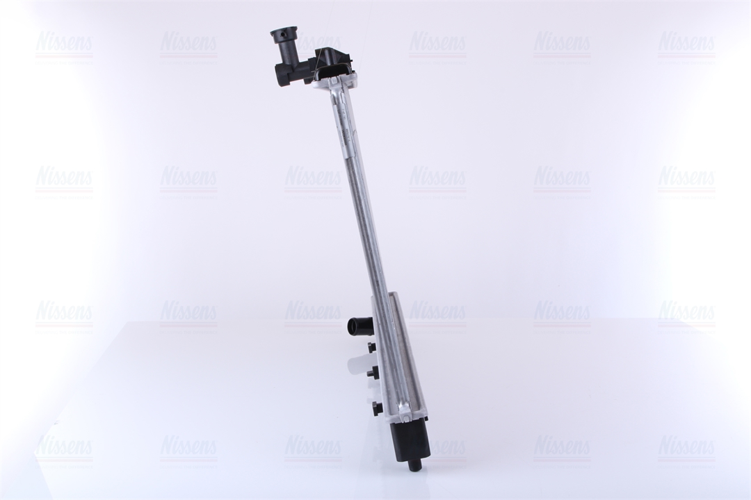 Engine cooling radiator Nissens 68507