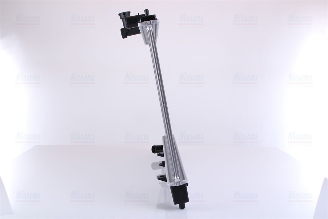 Engine cooling radiator Nissens 68510
