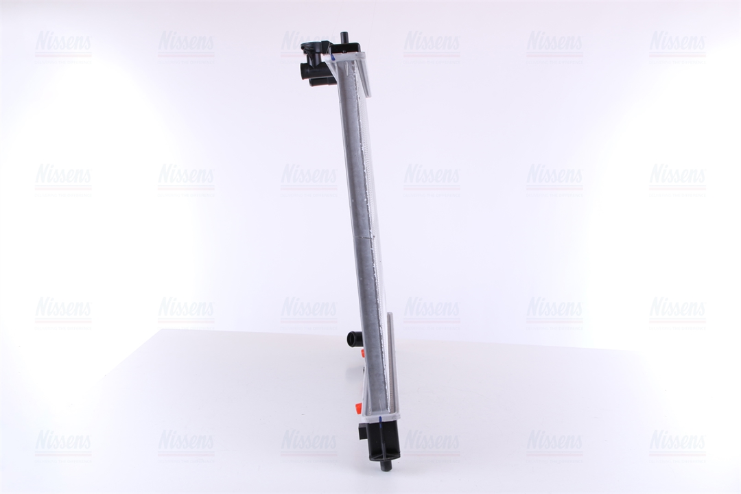 Engine cooling radiator Nissens 68524