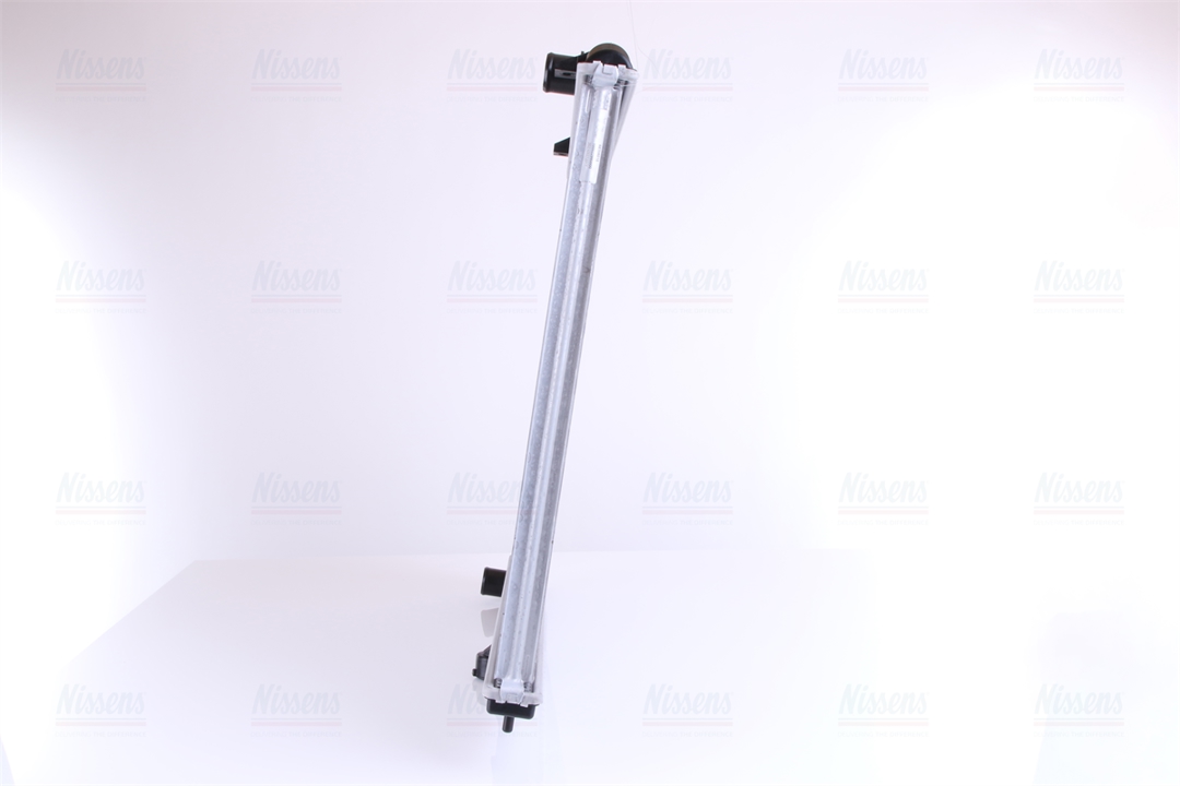 Engine cooling radiator Nissens 68708A