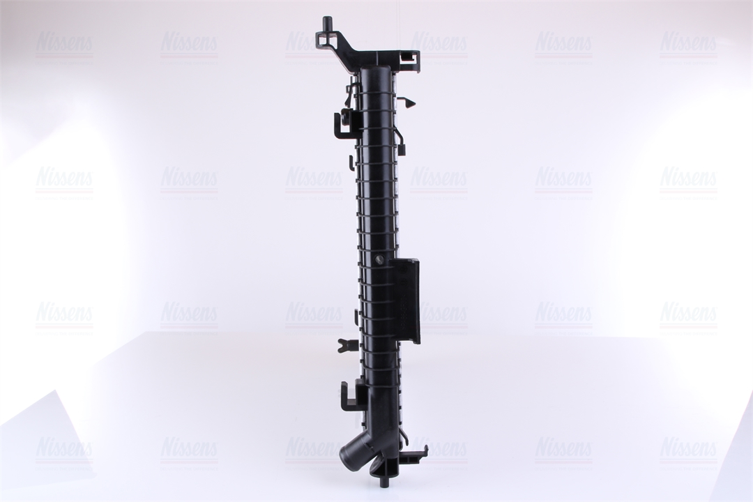 Engine cooling radiator Nissens 68720