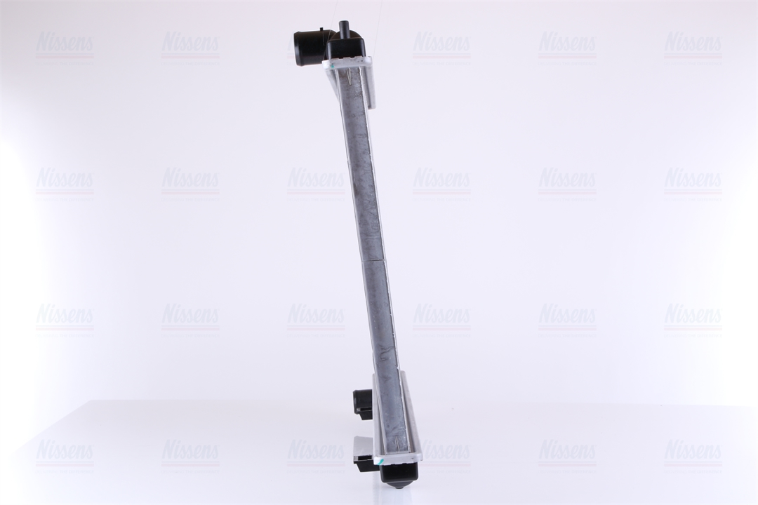 Engine cooling radiator Nissens 68723