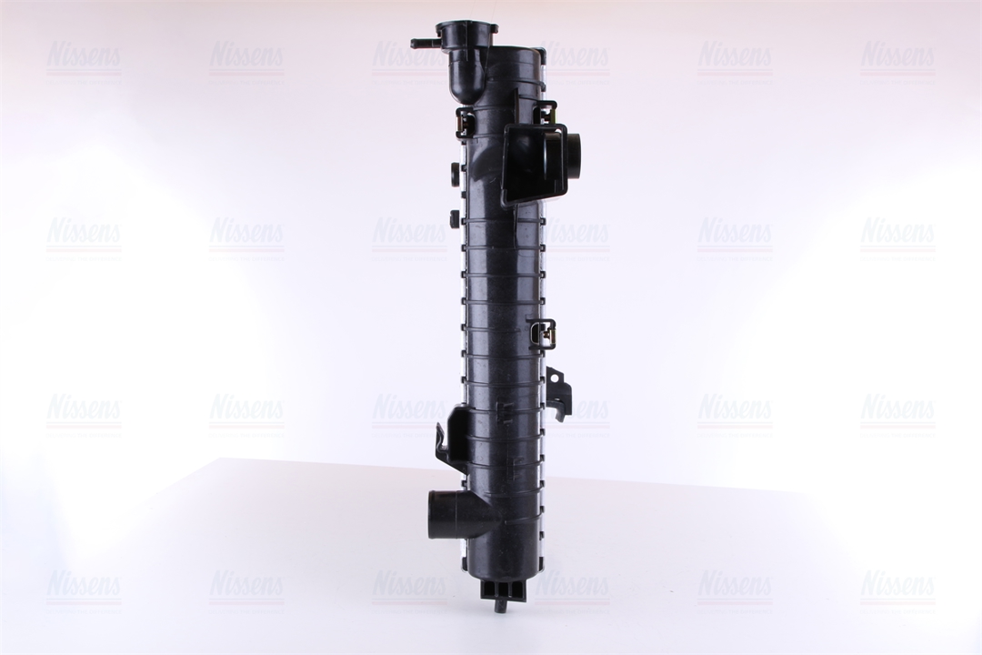 Engine cooling radiator Nissens 69018