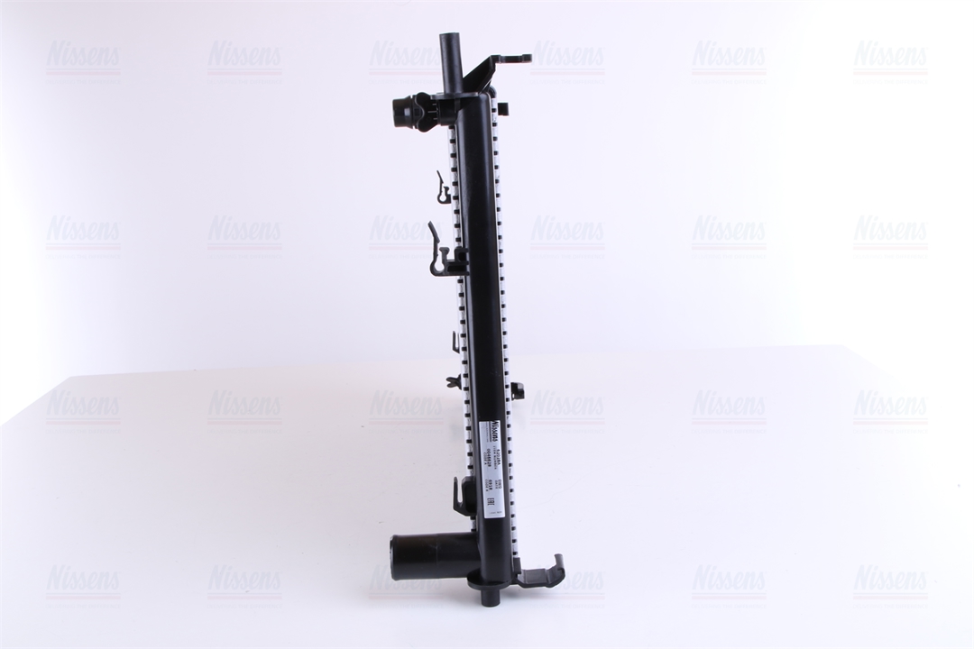 Engine cooling radiator Nissens 62028A