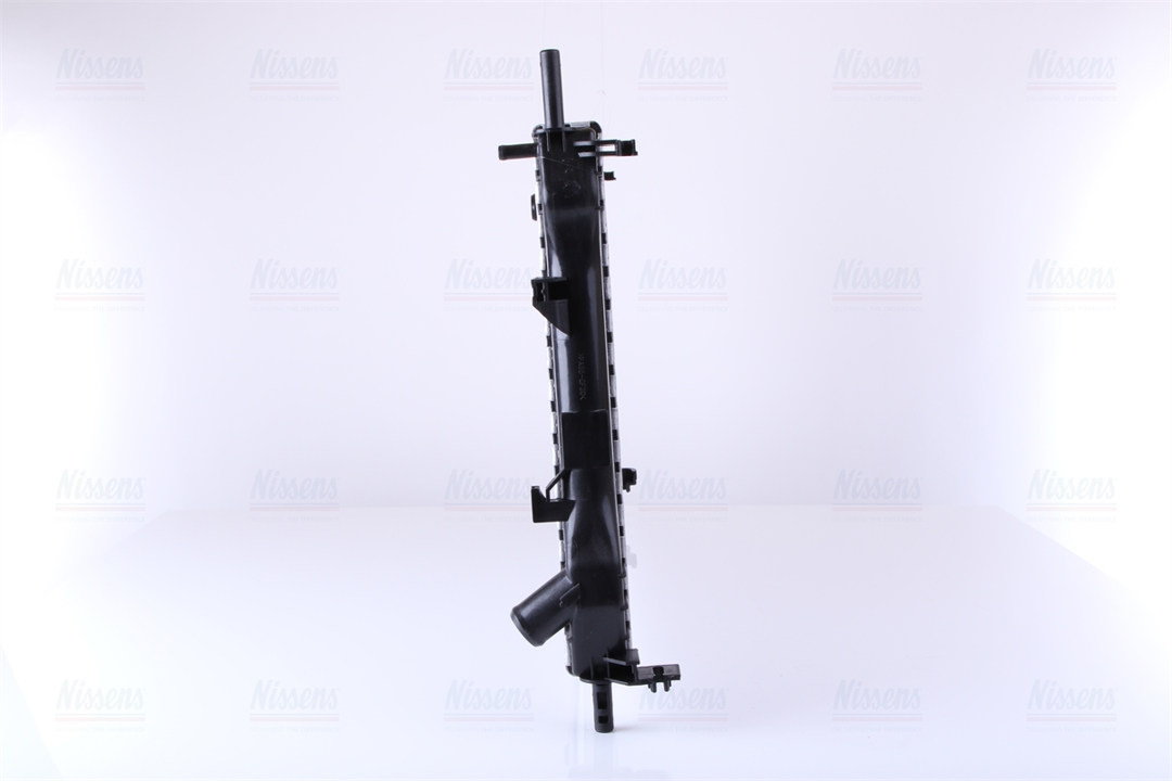 Engine cooling radiator Nissens 62046A