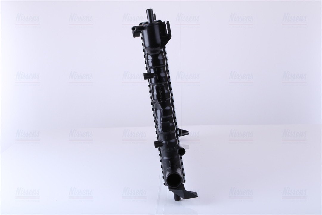 Engine cooling radiator Nissens 62053
