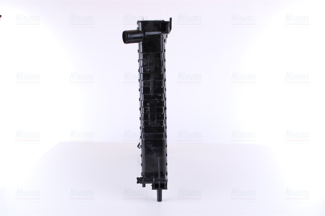 Engine cooling radiator Nissens 620671
