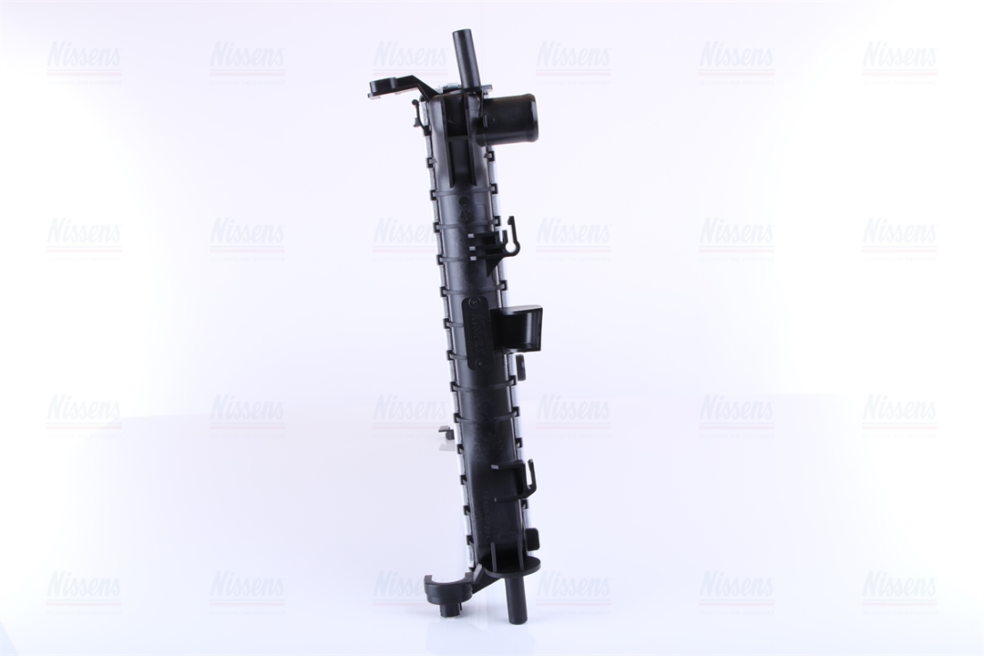 Engine cooling radiator Nissens 62075A