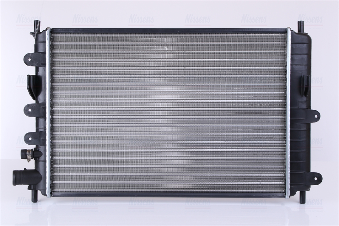 Engine cooling radiator Nissens 62164A