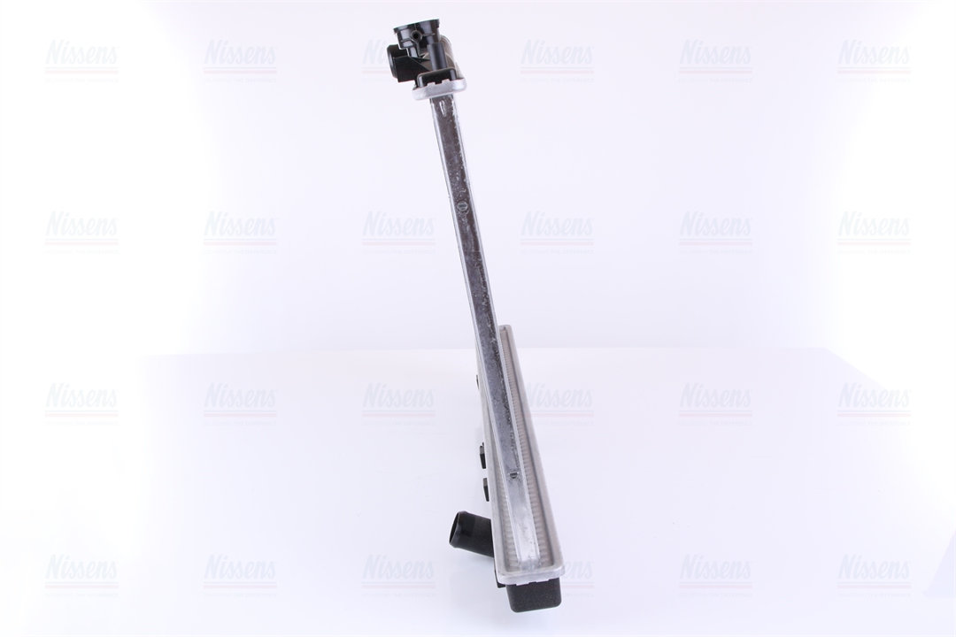 Engine cooling radiator Nissens 62258