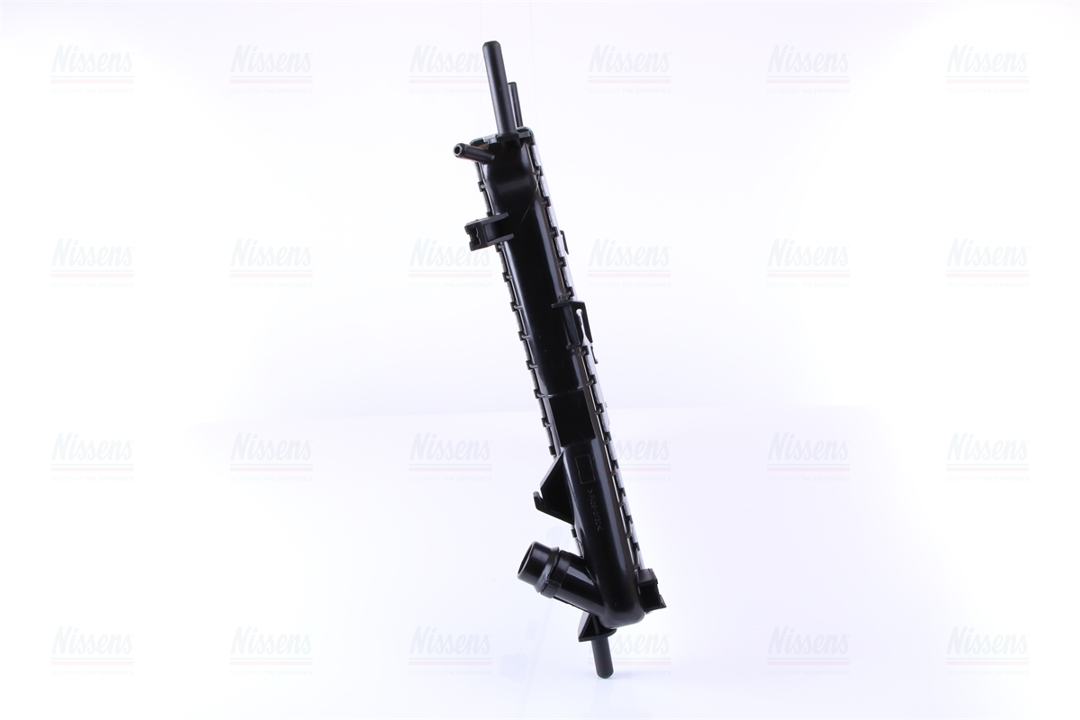Engine cooling radiator Nissens 69252