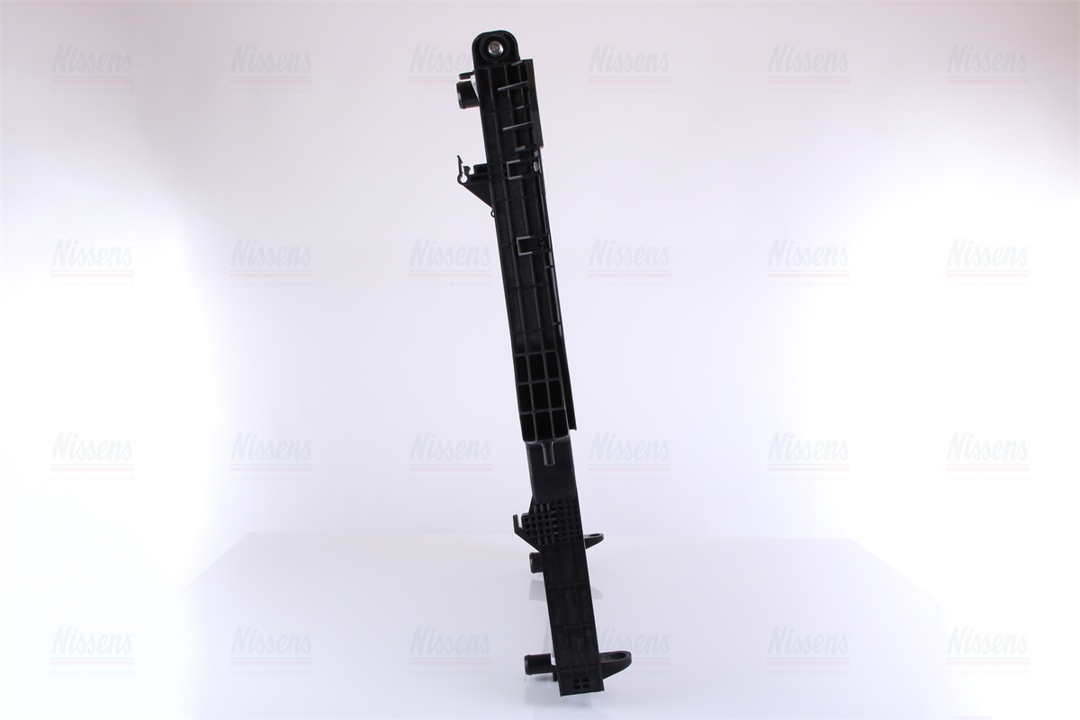 Engine cooling radiator Nissens 69245