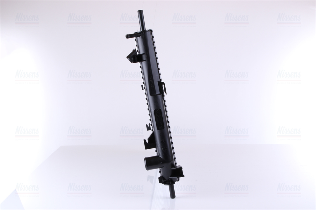 Engine cooling radiator Nissens 69250