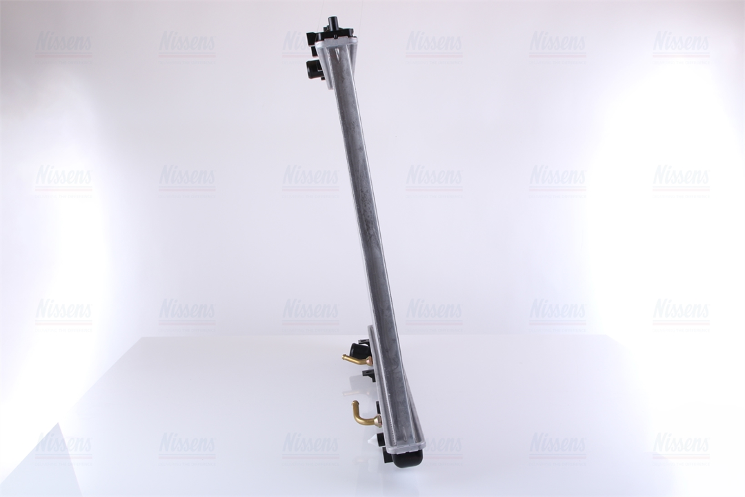 Engine cooling radiator Nissens 69476