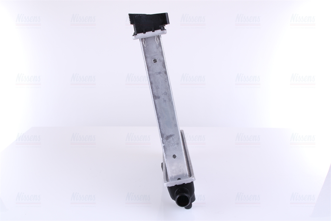 Engine cooling radiator Nissens 62551