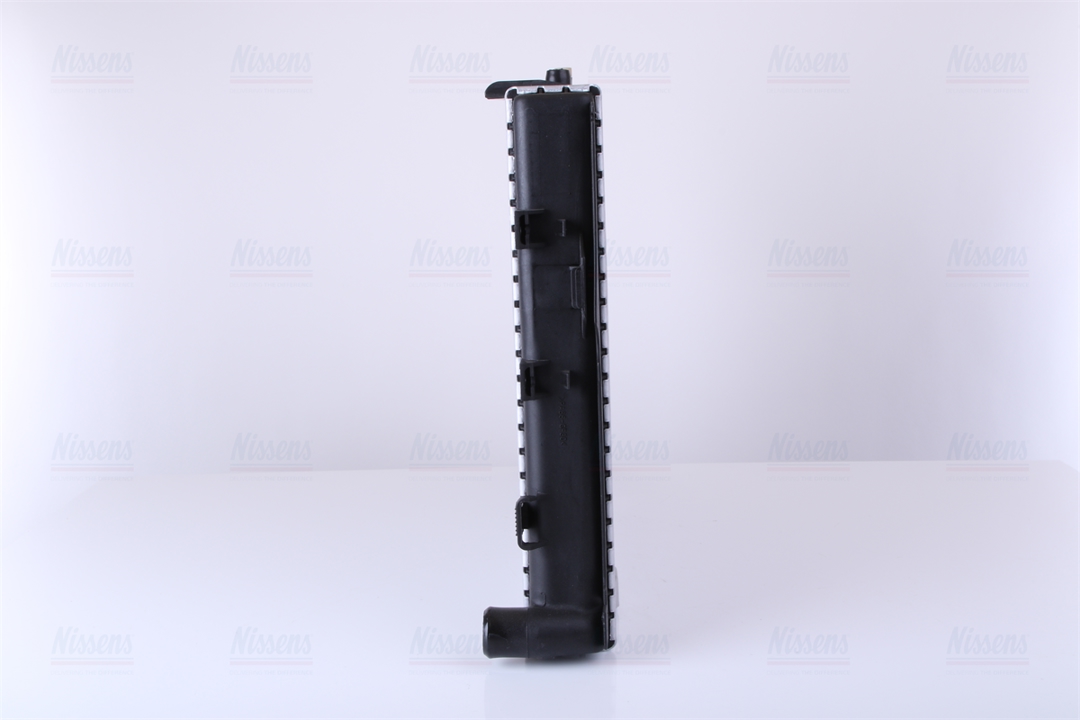 Engine cooling radiator Nissens 62549A