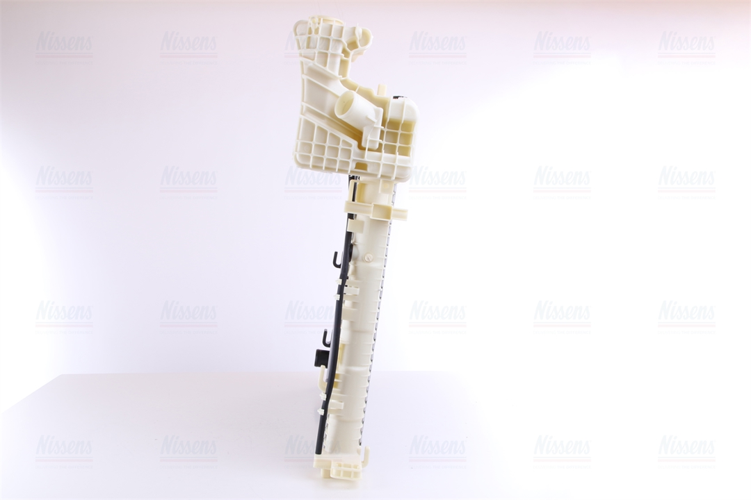 Engine cooling radiator Nissens 62559A
