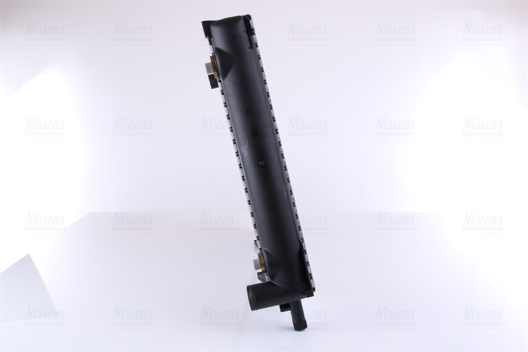 Engine cooling radiator Nissens 62557A