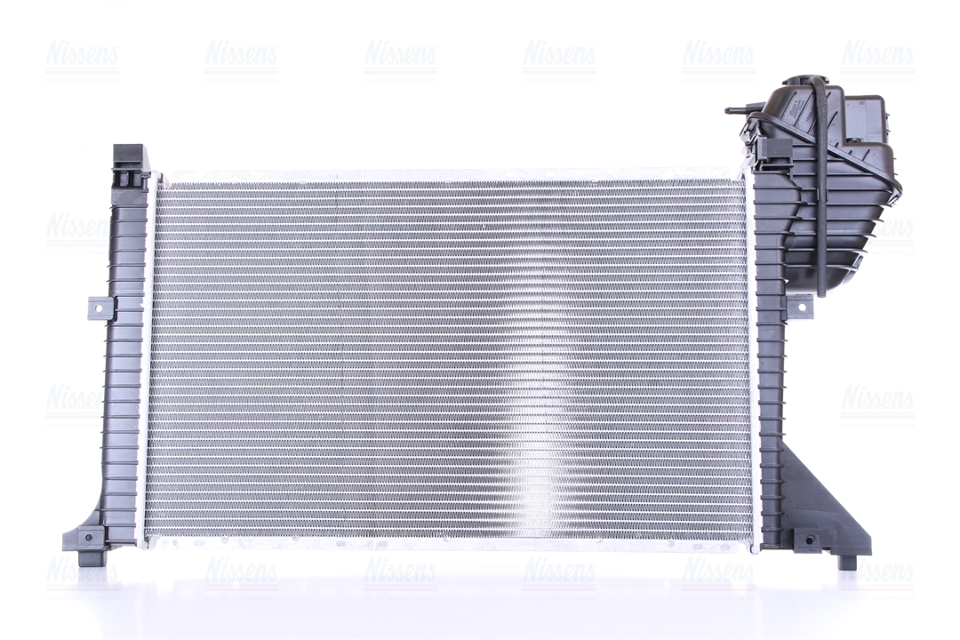 Engine cooling radiator Nissens 62597A