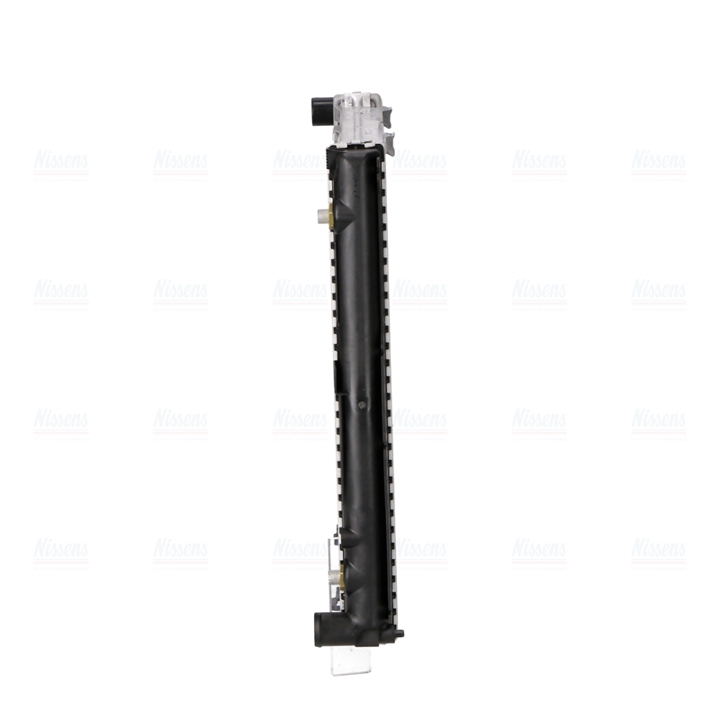 Engine cooling radiator Nissens 62695A