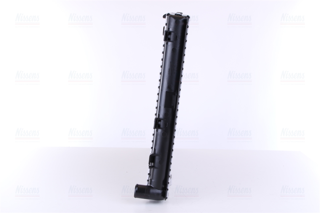 Engine cooling radiator Nissens 62721A