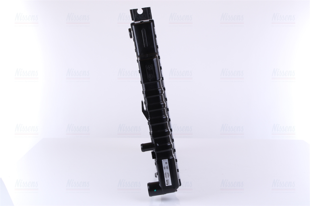 Engine cooling radiator Nissens 62754A
