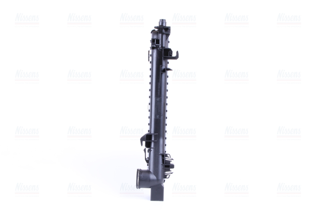 Engine cooling radiator Nissens 62786A