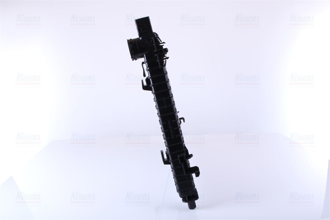 Engine cooling radiator Nissens 62784A