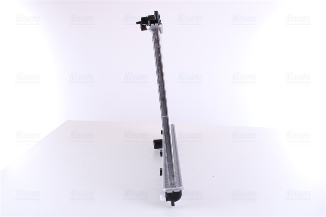 Engine cooling radiator Nissens 628591