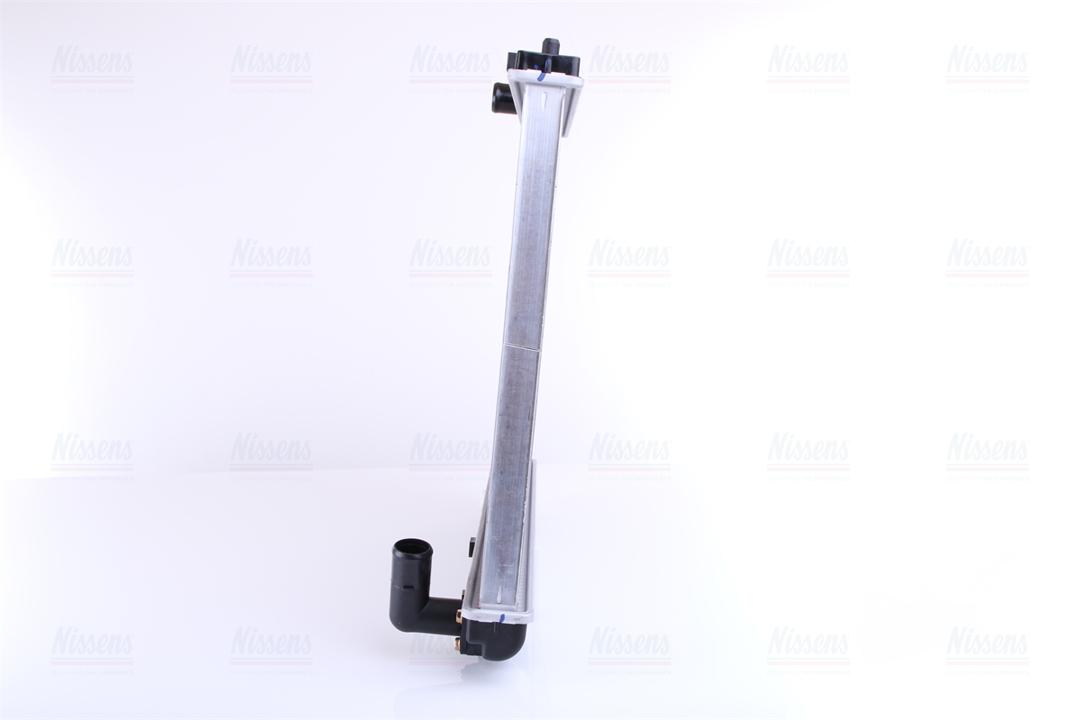 Engine cooling radiator Nissens 62892