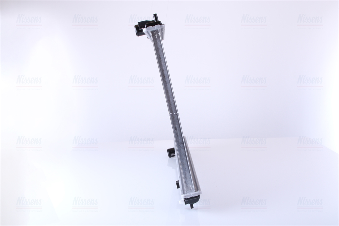 Engine cooling radiator Nissens 62857A