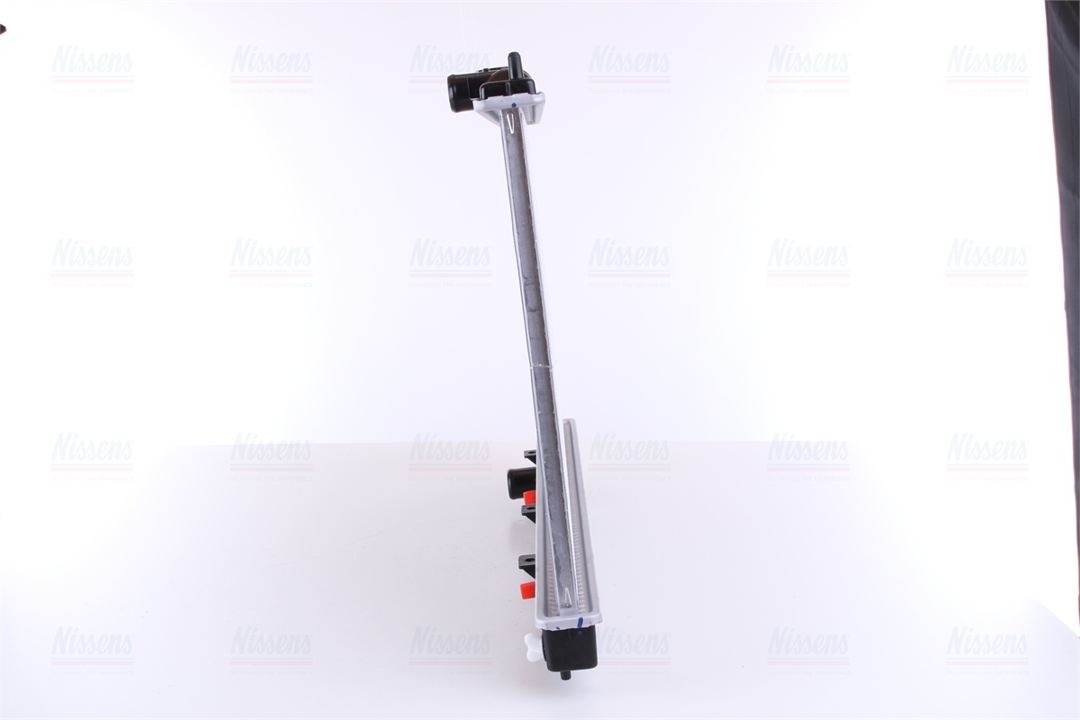 Engine cooling radiator Nissens 62894
