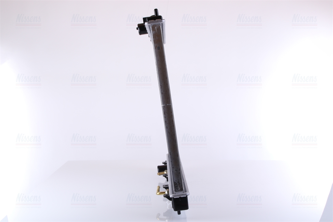 Engine cooling radiator Nissens 62893