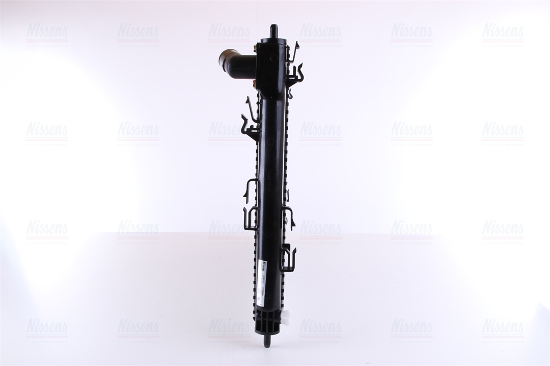 Engine cooling radiator Nissens 628952