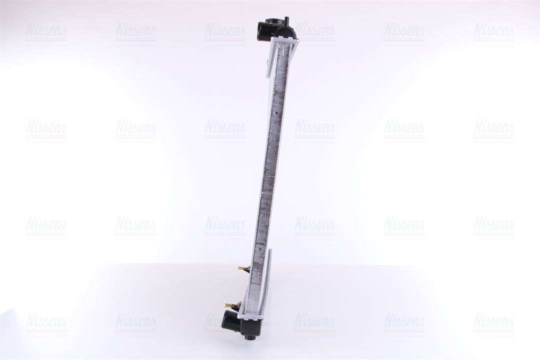 Engine cooling radiator Nissens 62916