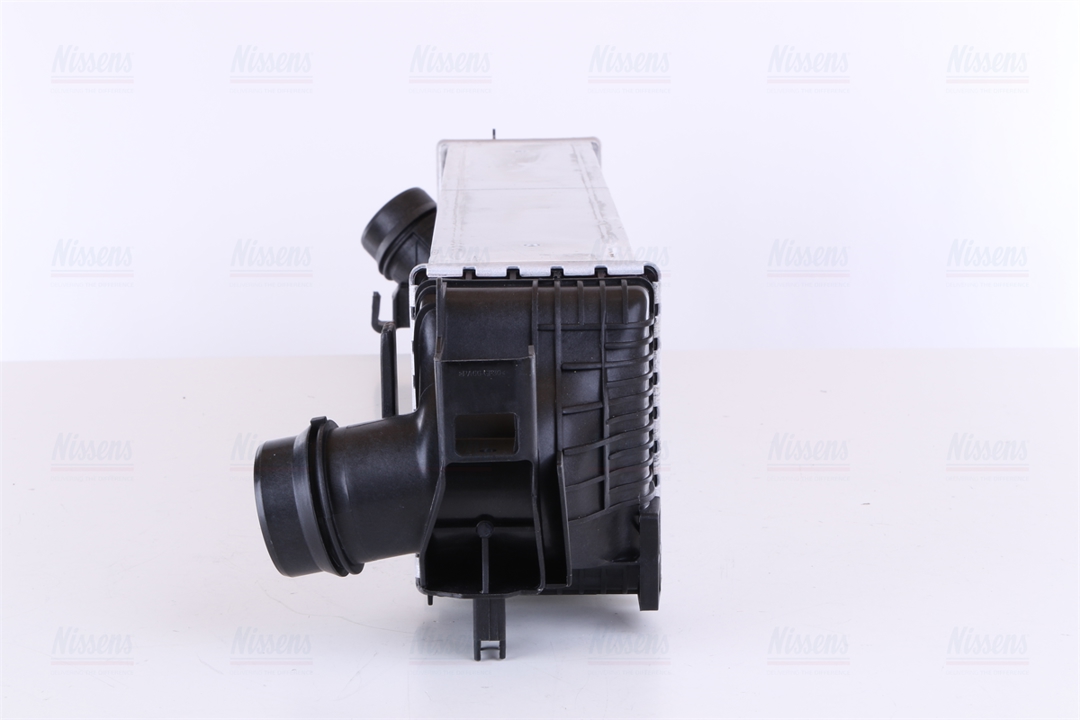 Intercooler, charger Nissens 96377