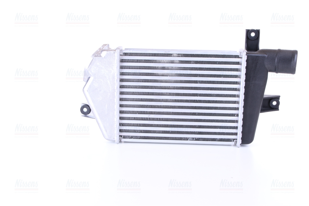 Intercooler, charger Nissens 96373
