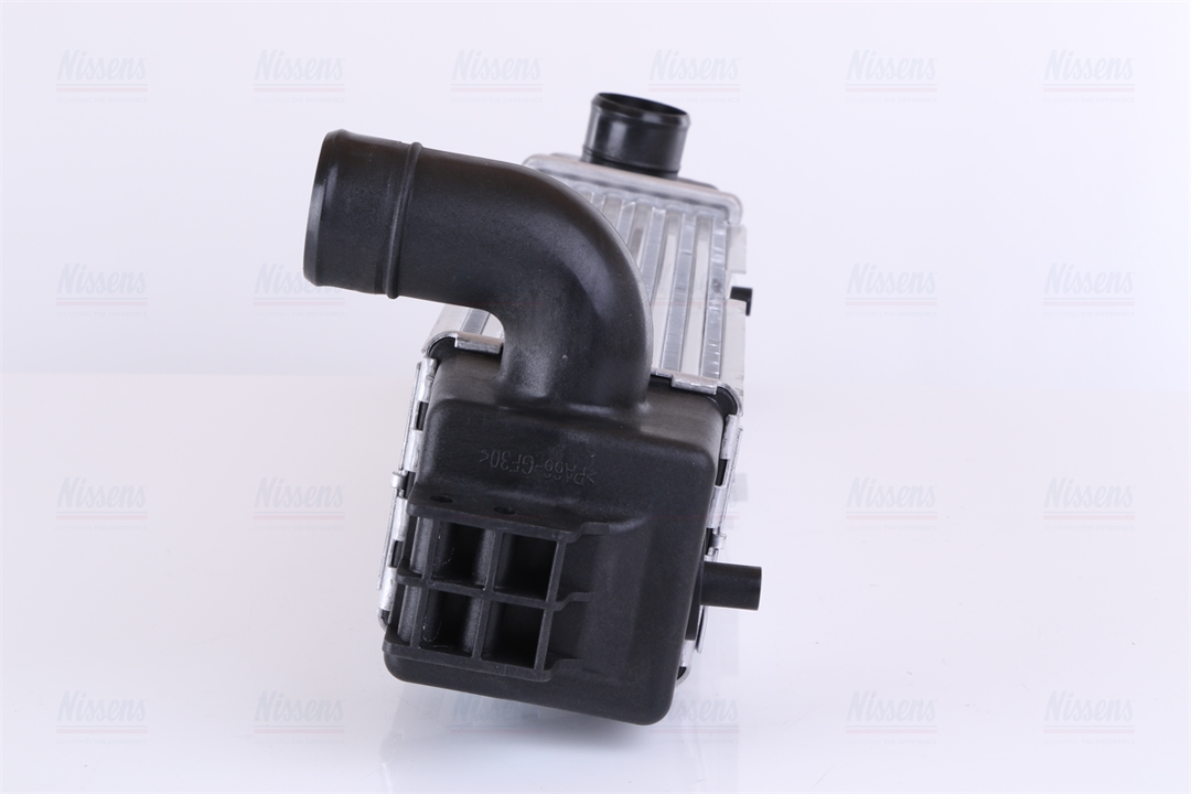 Intercooler, charger Nissens 96384