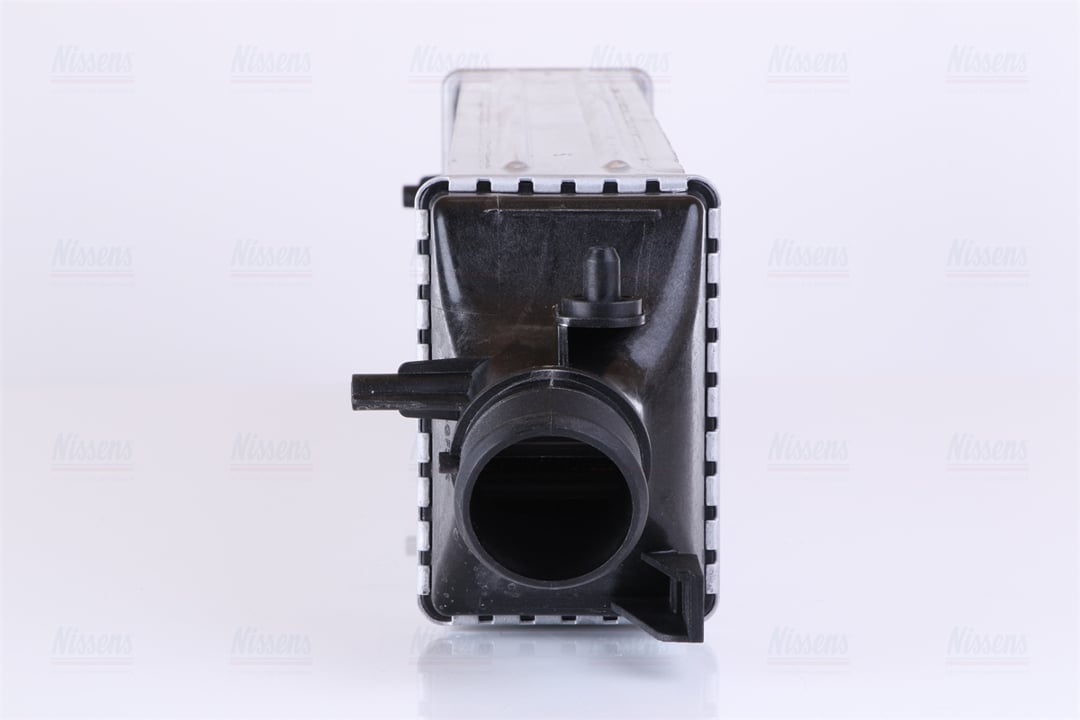 Intercooler, charger Nissens 96406