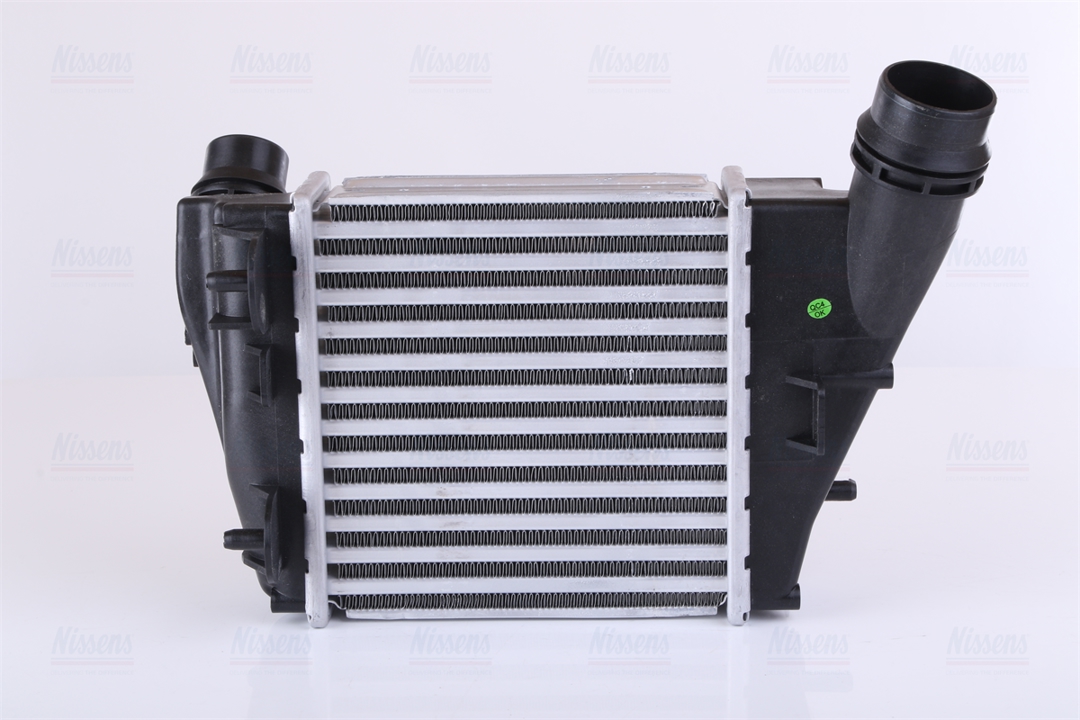 Intercooler, charger Nissens 96452