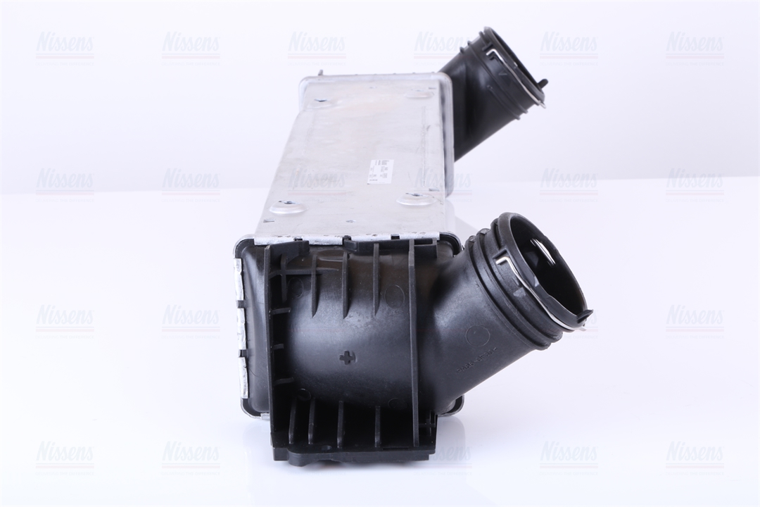 Intercooler, charger Nissens 96480