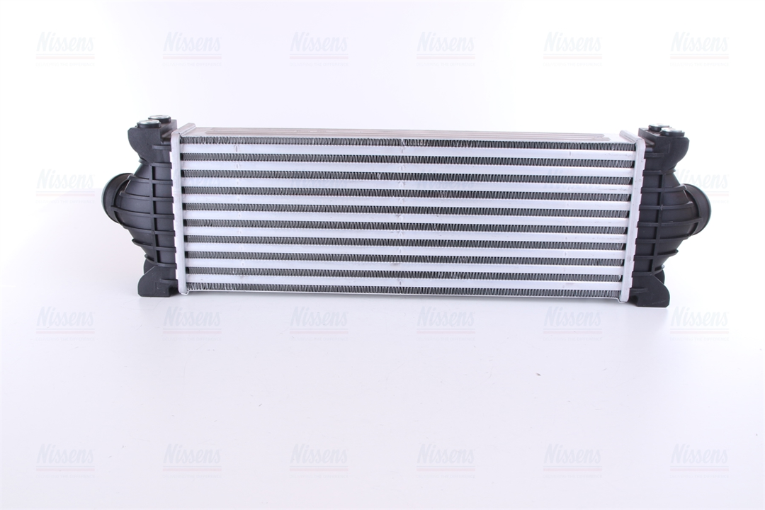 Intercooler, charger Nissens 96486