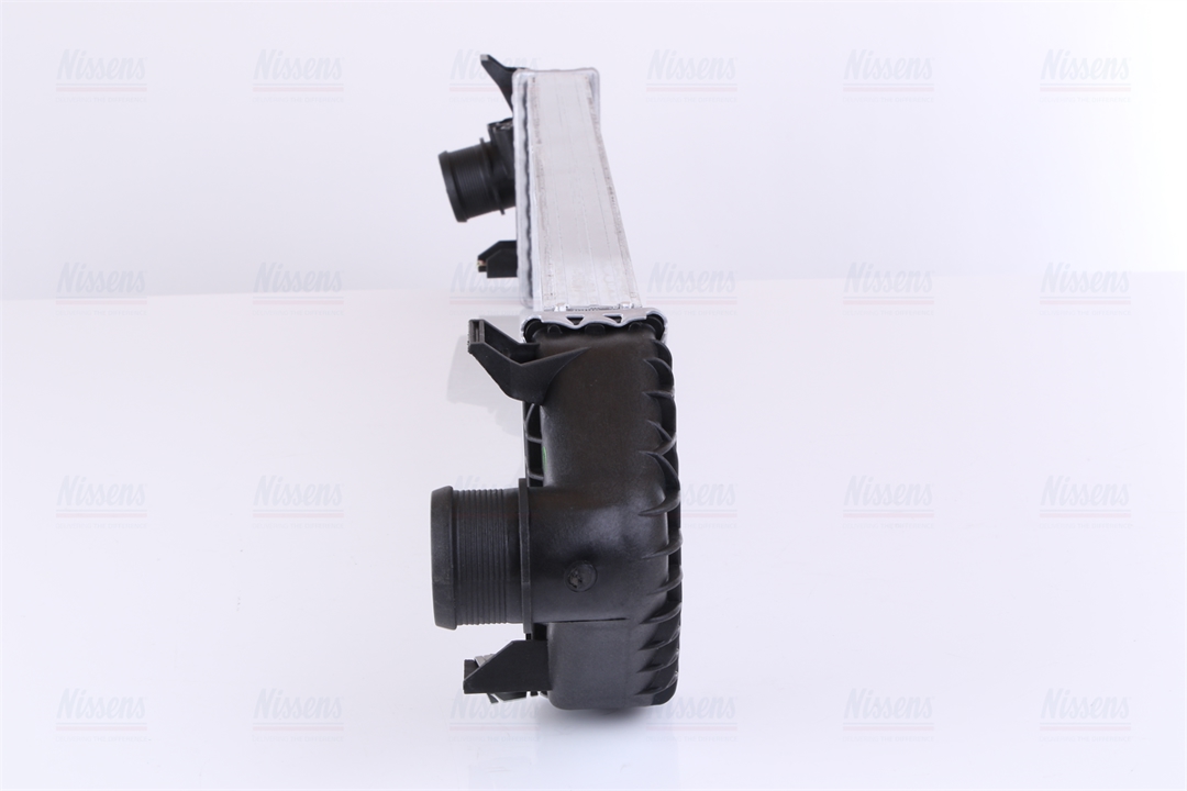 Intercooler, charger Nissens 96492