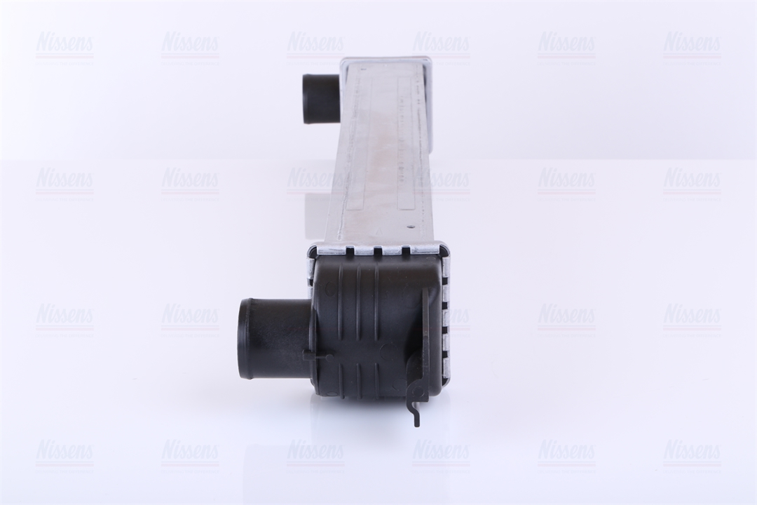 Intercooler, charger Nissens 96536