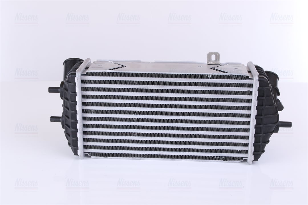 Intercooler, charger Nissens 96539